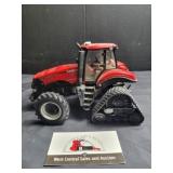 Ertl 340 Case Magnum tractor