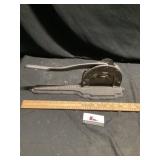 Brownï¿½s mule tobacco cutter cast-iron