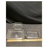 Pyrex and anchor hockey baking dishes