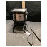 Casa brews coffee maker