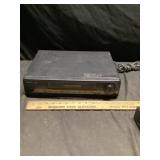 Signature 2000 4 head VCR player