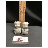 Pig salt and pepper shakers