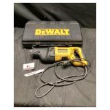 DeWalt reciprocating saw works as it should