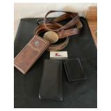 Menï¿½s wallet, checkbook cover , belt