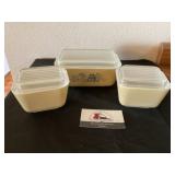 Pyrex homestead refrigerator dish set