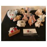Pig figurines
