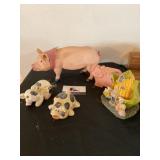 Pig figurines