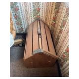 Wood crate and other kitchen items