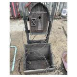 Primitive planter