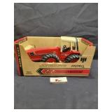 Ertl International 3588 tractor