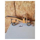 Nylint conveyor tractor