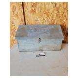 Metal toolbox