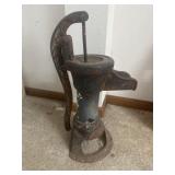 Hand pump