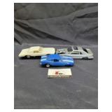 Plastic model cars