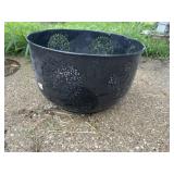 Metal garden hose holder