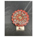 Planter plate clock