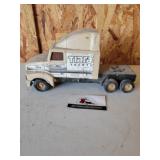 Nylint truck