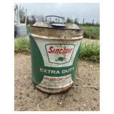 Metal Sinclair motor oil can