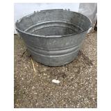 Galvanized wash tub