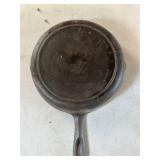 Cast iron pan