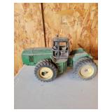 Ertl John Deere 8870 tractor - metal