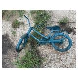 Vintage childrenï¿½s bicycle decor