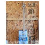 Tin can banjo