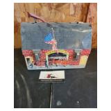 Central Station lunch box