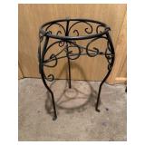 Metal plant stand
