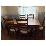 Dining room table and 6 chairs