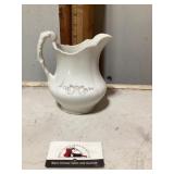 Water pitcher