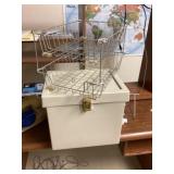File box with wire basket