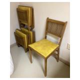4 Mid-century, modern collapsible chairs wooden
