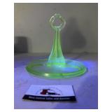 Uranium apothecary bottle caddy