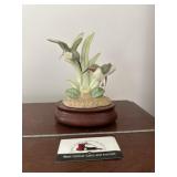Lefton hummingbird music player