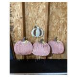 Fall yard art