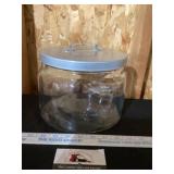 Jar with lid