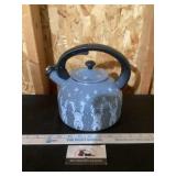 Enamel tea pot