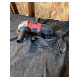 Tool shop grinder works as it should
