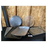 Baking sheets and microwave plate