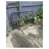 Metal footboard