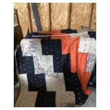 Tied comforter 66x 82