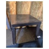 Table 21 x 21 x 18 tall