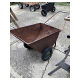 Metal wheelbarrel