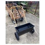 Lawn spreader