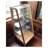 Display case approximately 19 x 20 x 42 tall