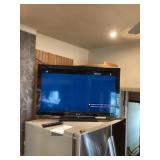 40 inch Sony TV with remote