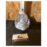 Snow globe