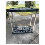 Rubbermaid Plastic shelf