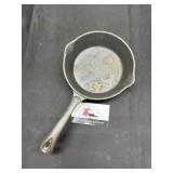Cast iron skillet
